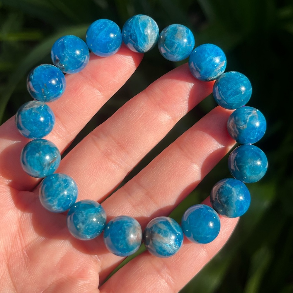 12mm stretchable blue‎ apatite bracelet